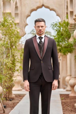 Costume de mariage Berlin marron, revers soulignés de satin