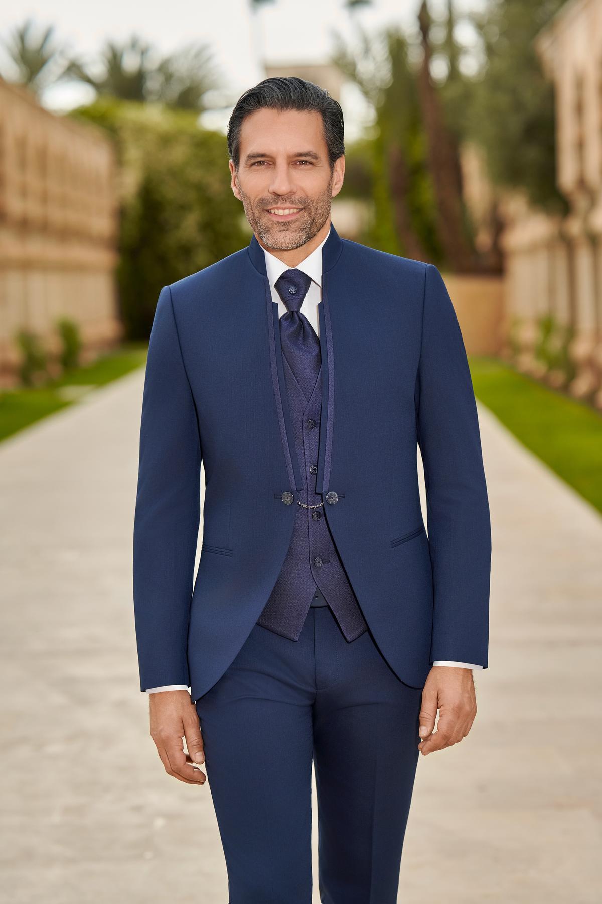 Costume Limassol Marine Costume de mariage Limassol bleu marine, col officier et liseré contrasté