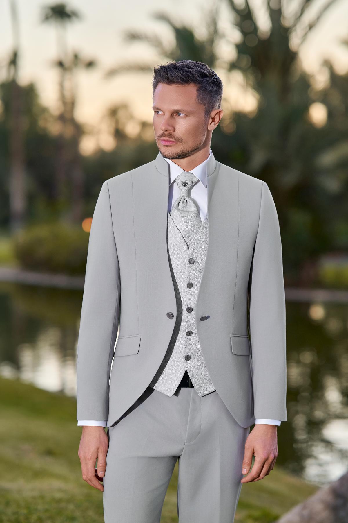 Costume Montería Gris Costume de mariage Montería gris, col officier