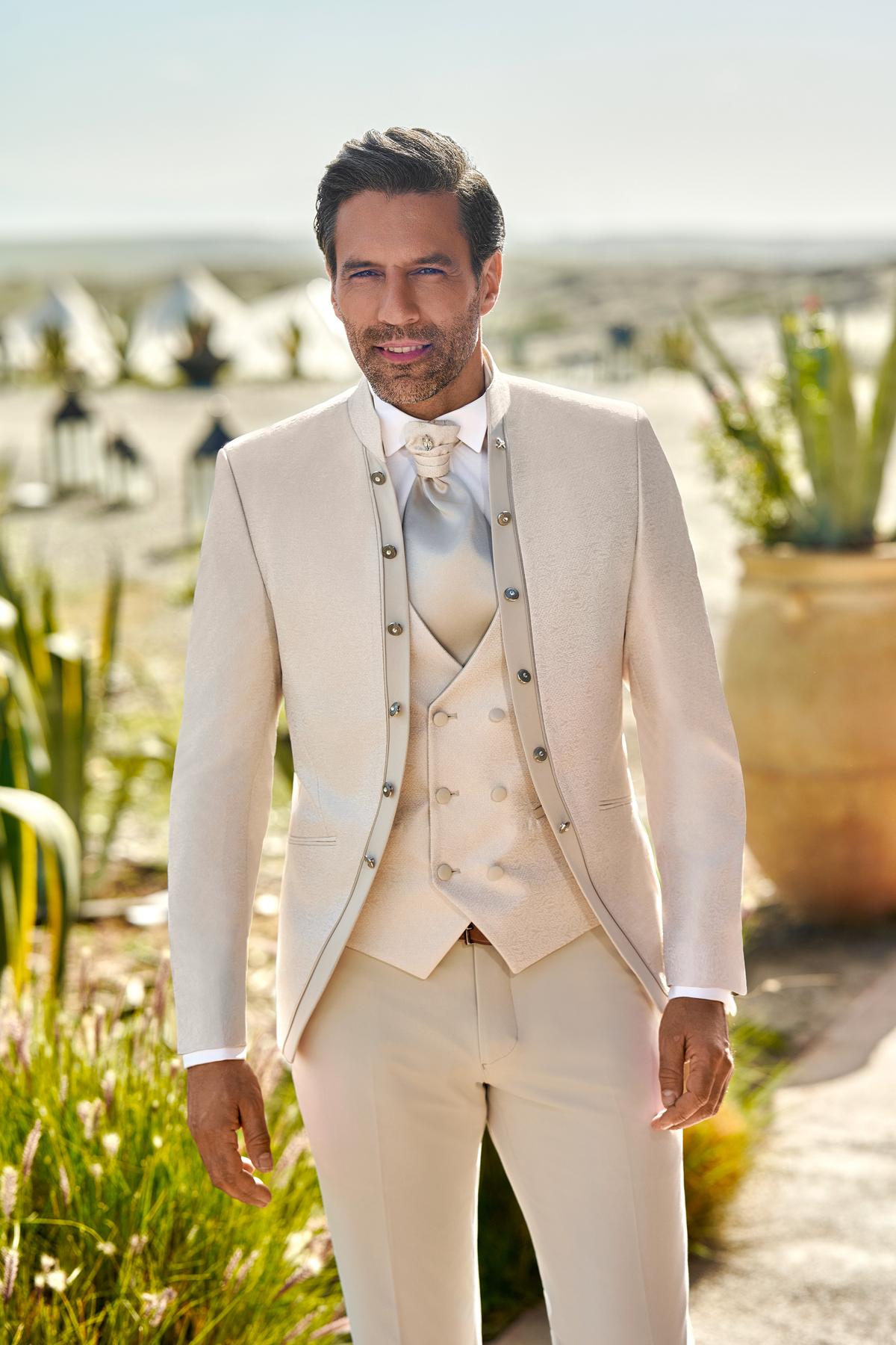 Costume Saragosse Beige Costume de mariage Saragosse beige, sans revers